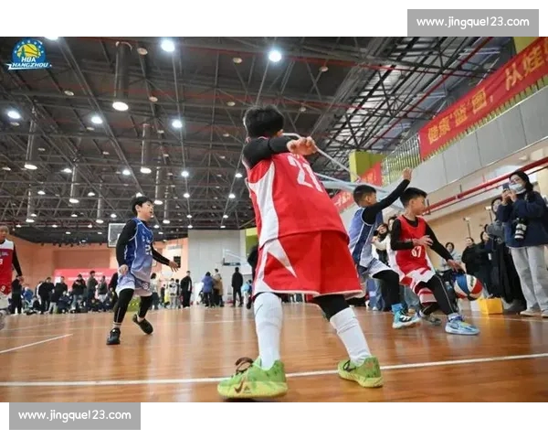 全网高清篮球直播实时解析赛场战术精彩瞬间不容错过专家解说数据