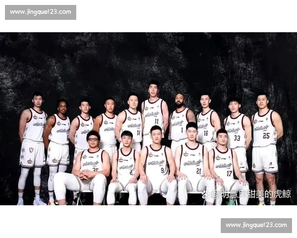 焦点之战落幕主队逆转取胜锁定季后赛席位展现团队顽强斗志引爆全场