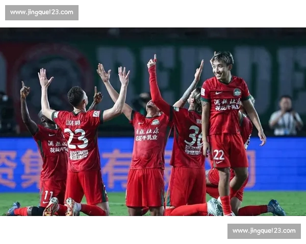 中超联赛今日赛程一览：多场激战精彩纷呈，球队争夺激烈